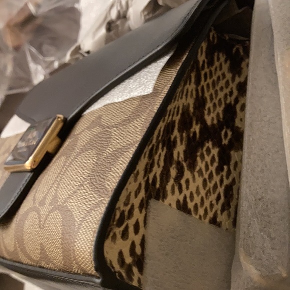 Coach Pepper Satchel In Signature Canvas - Picture 4 of 8